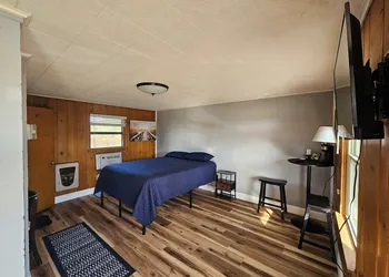 The Last Resort hotel thumbnail 4