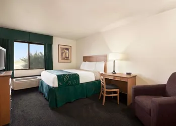 Travelodge by Wyndham Pecos hotel thumbnail 7