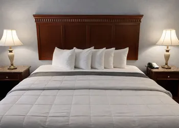 Quarters Inn and Suites hotel thumbnail 7