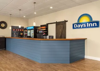 Days Inn & Suites by Wyndham Lancaster Amish Country hotel thumbnail 4