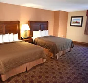 Hamilton Inn Select Beachfront Mackinaw City hotel detail image 5