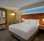 Holiday Inn Express and Suites Pigeon Forge Sevierville by IHG hotel detail image 5