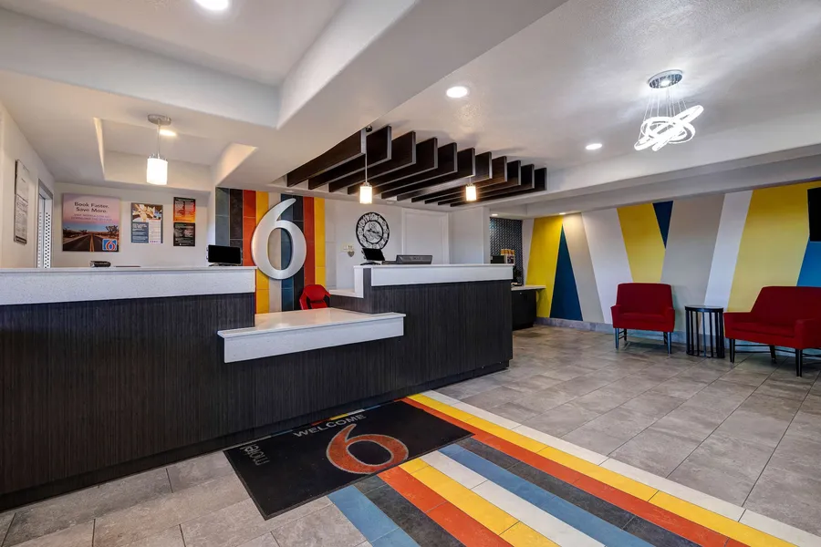 Motel 6 Buttonwillow, CA Central hotel detail image 2