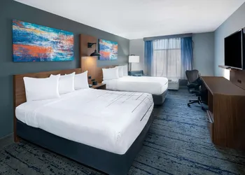 La Quinta Inn & Suites by Wyndham-Albany GA hotel thumbnail 7