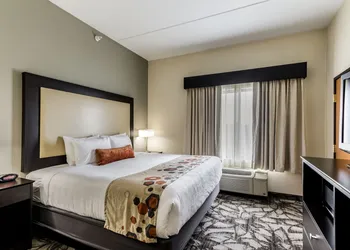 Holiday Inn Express & Suites Cedar Falls - Waterloo by IHG hotel thumbnail 5
