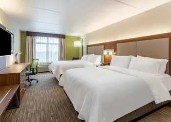 Holiday Inn Express & Suites Cedar Falls - Waterloo by IHG hotel thumbnail 6