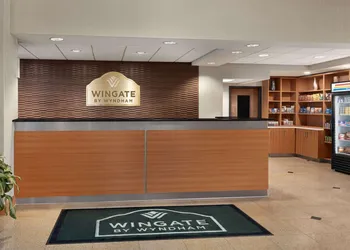Wingate by Wyndham - Wilmington hotel thumbnail 4
