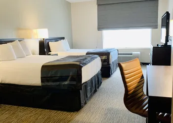 Wingate by Wyndham - Wilmington hotel thumbnail 6