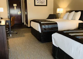Wingate by Wyndham - Wilmington hotel thumbnail 7