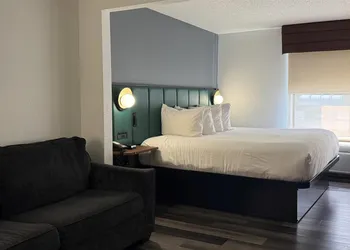 Wingate by Wyndham Indianapolis Airport-Rockville Rd. hotel thumbnail 3