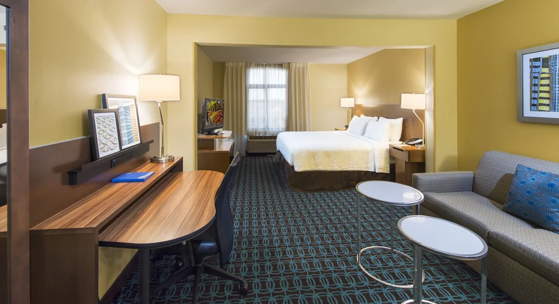 Fairfield Inn & Suites by Marriott Atlanta Buford/Mall of Georgia hotel detail image 6
