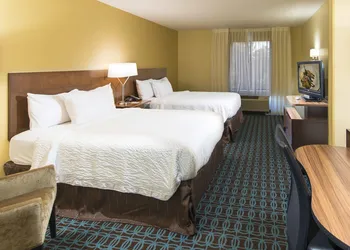 Fairfield Inn & Suites by Marriott Atlanta Buford/Mall of Georgia hotel thumbnail 7