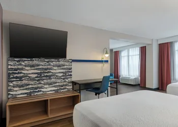 Garner Hotel Murfreesboro West by IHG hotel thumbnail 2