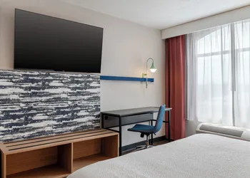 Garner Hotel Murfreesboro West by IHG hotel thumbnail 6