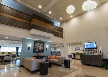Wingate by Wyndham Chicago Schaumburg hotel thumbnail 7