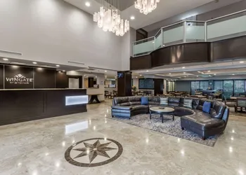 Wingate by Wyndham Convention Ctr Closest Universal Orlando hotel thumbnail 4