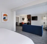 Holiday Inn Express & Suites Augusta West - Fort Gordon by IHG hotel detail image 7