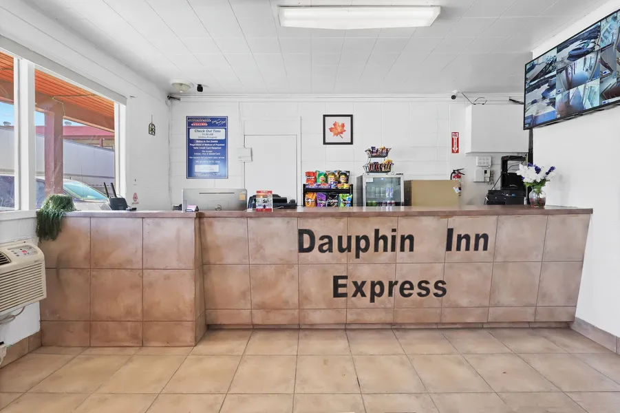 Dauphin Inn Express hotel detail image 2