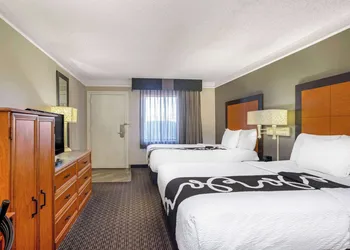 La Quinta Inn by Wyndham Tucson East hotel thumbnail 8