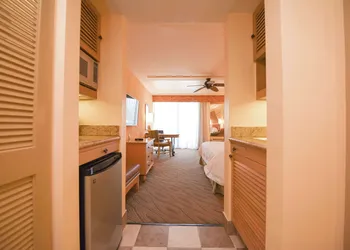 Hampton Inn Key Largo Manatee Bay hotel thumbnail 8