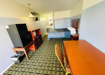 Americas Best Value Inn Jay hotel thumbnail 5