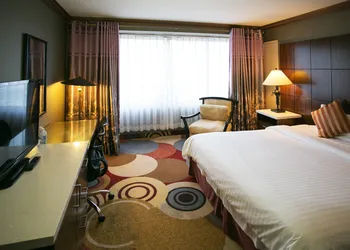 LA Crystal Hotel - Los Angeles Area hotel thumbnail 6