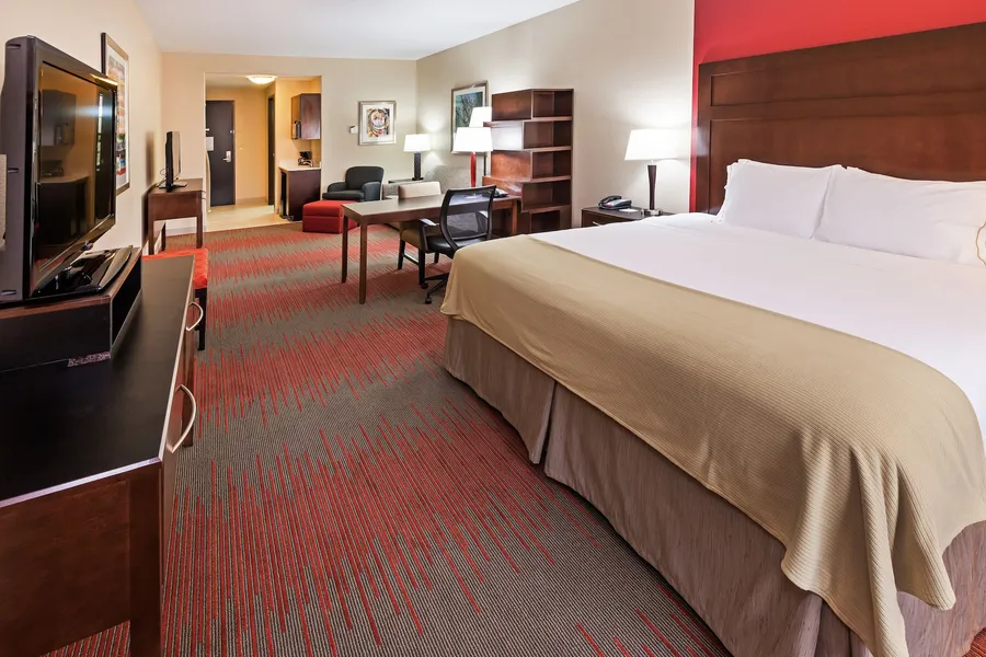 Holiday Inn Express & Suites Duncan by IHG hotel detail image 2