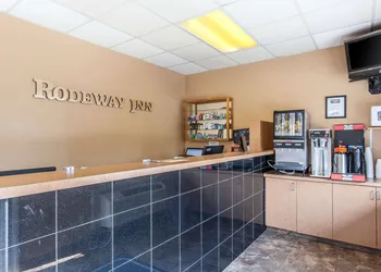 Rodeway Inn Sandusky North hotel thumbnail 2