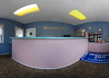 Rodeway Inn Sandusky North hotel thumbnail 5
