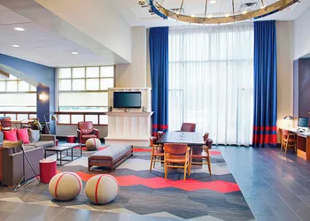 Four Points By Sheraton Philadelphia Airport hotel thumbnail 3