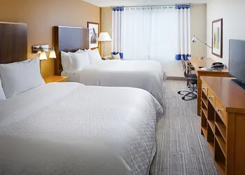 Four Points By Sheraton Philadelphia Airport hotel thumbnail 4