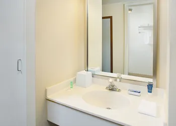 Four Points By Sheraton Philadelphia Airport hotel thumbnail 8