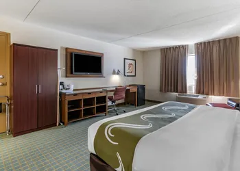 Quality Inn Lexington -Horse Park hotel thumbnail 7