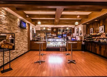 Crowne Plaza Newark Airport by IHG hotel thumbnail 2