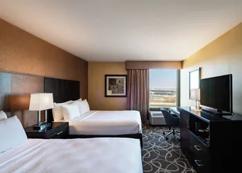 Crowne Plaza Newark Airport by IHG hotel thumbnail 8
