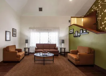 Sleep Inn & Suites Tulsa Central I-44 hotel thumbnail 4