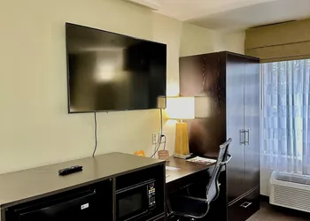 Sleep Inn & Suites Tulsa Central I-44 hotel thumbnail 7