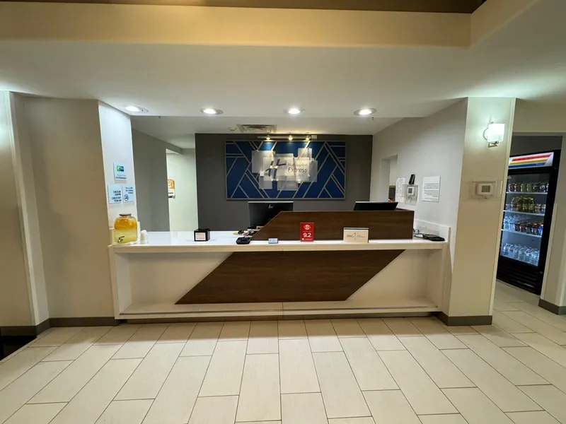 Holiday Inn Express Hotel & Suites RIPLEY by IHG hotel detail image 2
