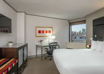 The Royal Sonesta Boston hotel thumbnail 8
