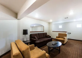 Sleep Inn & Suites Guthrie - Edmond North hotel thumbnail 5