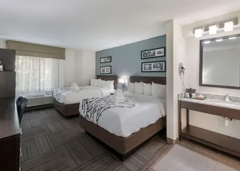 Sleep Inn & Suites Chesapeake - Portsmouth hotel thumbnail 7