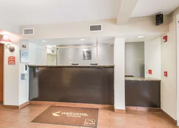 Sleep Inn & Suites Ronks - Lancaster Area hotel thumbnail 2