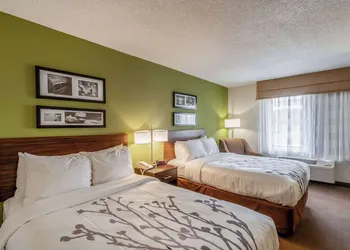 Sleep Inn & Suites Harrisonburg near University hotel thumbnail 2