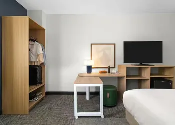 Spark by Hilton Grand Rapids hotel thumbnail 4
