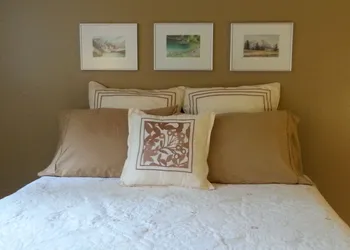Creekside B & B hotel thumbnail 5