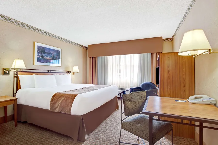 Travelodge by Wyndham Seattle By The Space Needle hotel detail image 6