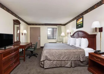 Heritage Inn hotel thumbnail 4