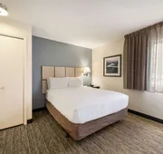 Sonesta Simply Suites Hampton hotel detail image 4