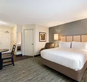 Sonesta Simply Suites Hampton hotel detail image 5
