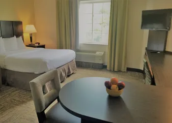 Candlewood Suites East Syracuse - Carrier Circle by IHG hotel thumbnail 2
